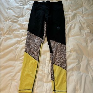 GUC Run Janji Leggings